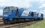 Die Firma Newag in Nowy Scz baute auf den unverwstlichen Fahrgestellen der ST44 Loks der Baureihen 311D und Da auf. 311Da, die Breitspurversion, bei der LHS als ST40s-08 und -06 am 21.06.2011 in Sawkw.