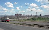 Magnitogorsk: Über die Ural-Brücke Fährt diese Bahn am 16.06. 1995 von Europa nach Asien.