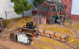 HSL Ford 2,5t von Pedershaab Dänemark, dahinter bein Zug von Villeroy & Boch Merzig.